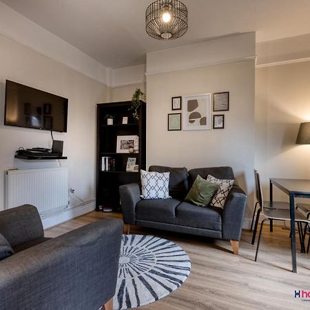 Host Liverpool - Artsy Stadium Suite, City Center & Garden 외부 사진
