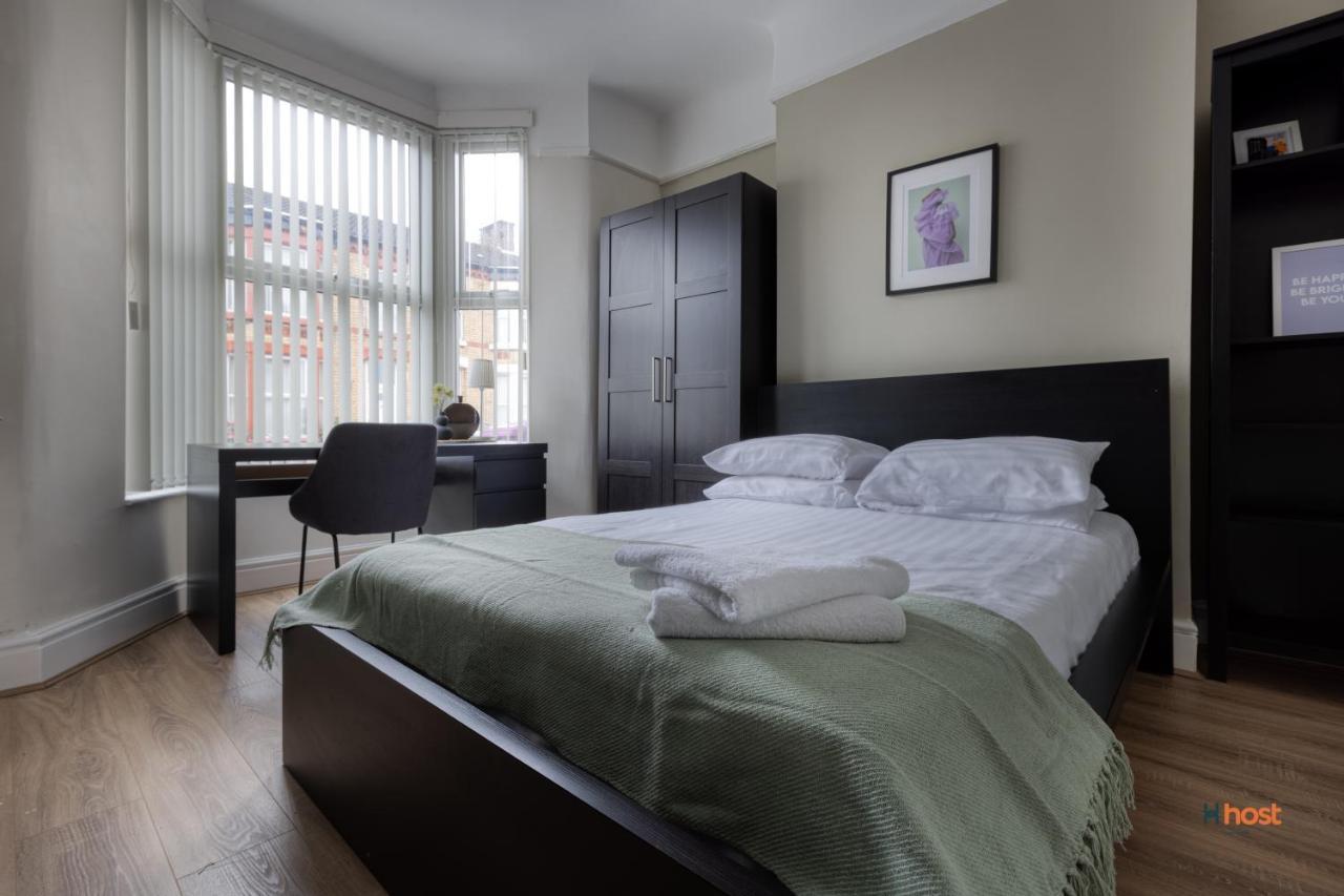 Host Liverpool - Artsy Stadium Suite, City Center & Garden 외부 사진