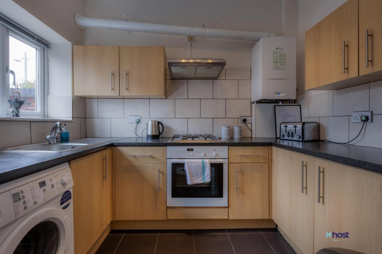 Host Liverpool - Artsy Stadium Suite, City Center & Garden 외부 사진